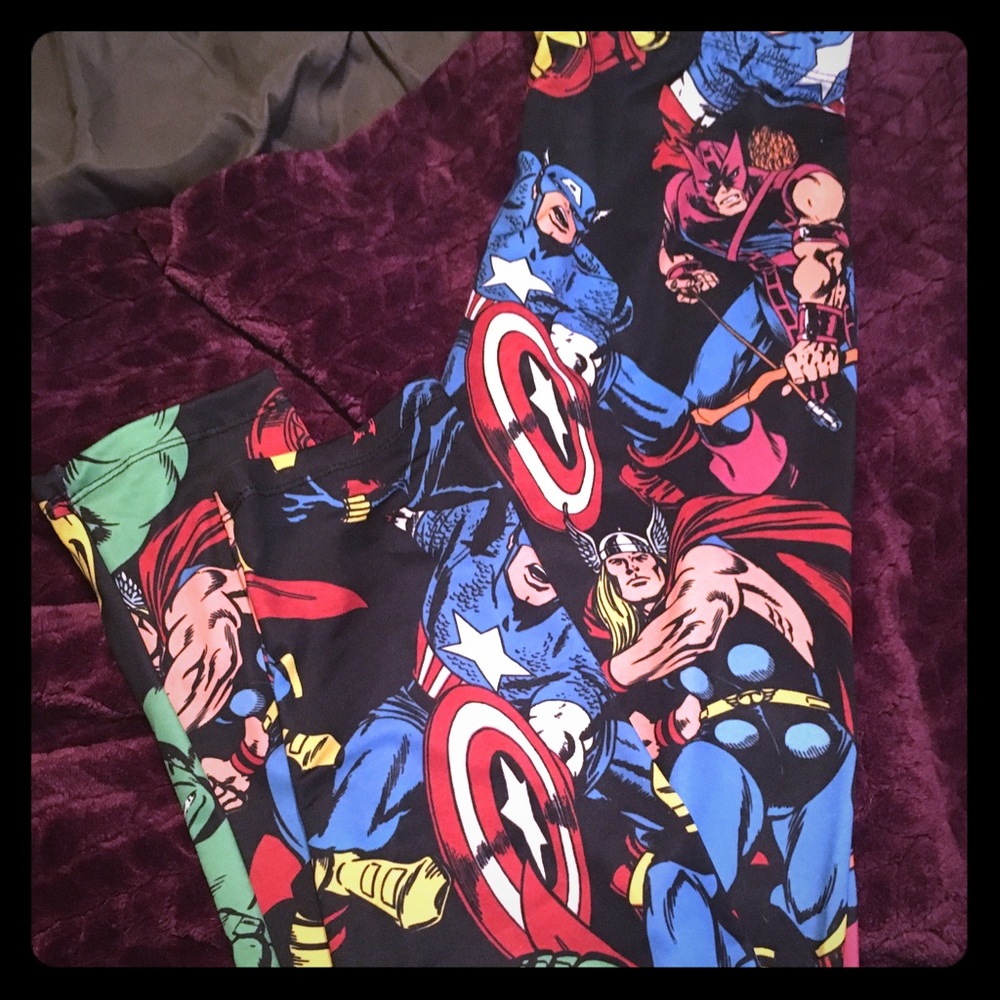 *NWOT* Marvel Comics leggings